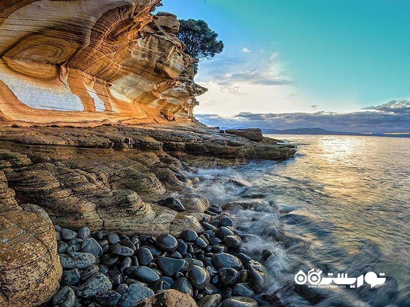 صخره های نقاشی شده، جزیره ماریا، تاسمانی، استرالیا