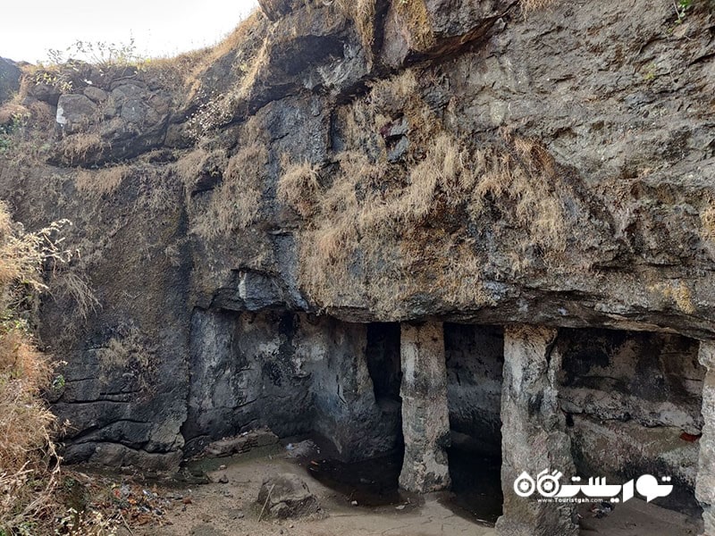 غارهای باهروت (Bahrot caves)
