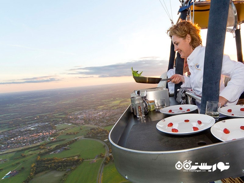 نها رستوران در بالن در حال پرواز در جهان، کالیِر (Culiair)، هلند