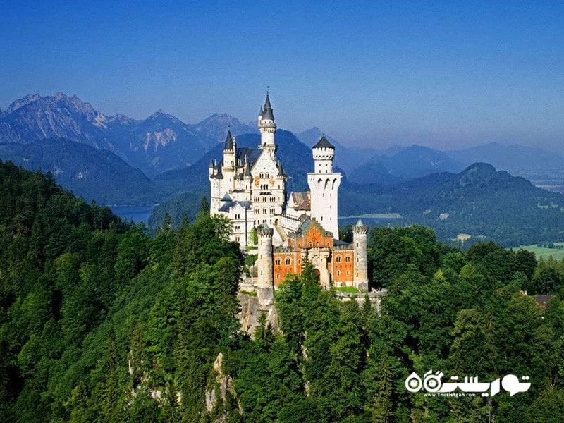 الهام: قلعه نیوشوانشتاین در باواریا، آلمان