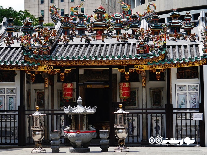 11. معبد یو های چینگ (Yueh Hai Ching Temple)، دعای خیر کنید